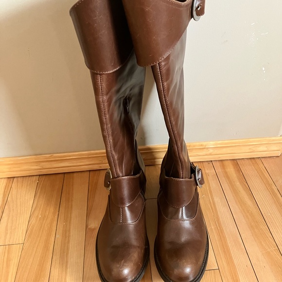 Tall brown Fluevog boots sz W9.5 - Picture 2 of 8